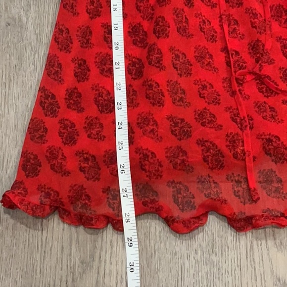 Victoria’s Secret Red Paisley Women's Babydoll Ruffle Nightgown Size Medium - Picture 8 of 9